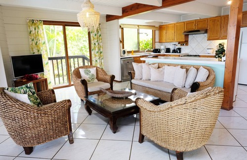 Otumai Villa | #1 Pool and Beach Villa Bliss by TAHITI VILLAS