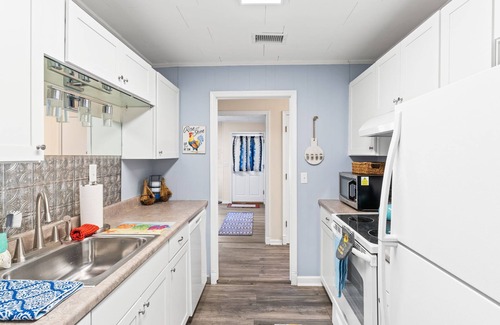 Ocean Isle Beach Casa | 2 Beaches Villa - Amazing Location - Sunset Beach or OIB easily accessible