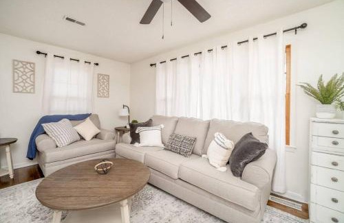 Wichita Casa | 2 Bed 1 Bath Home w 2 Car Garage & Fenced Yard