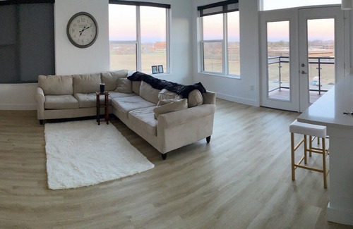 Blue Ash Apartamento | 2 bed 2 bath at Summit Park!