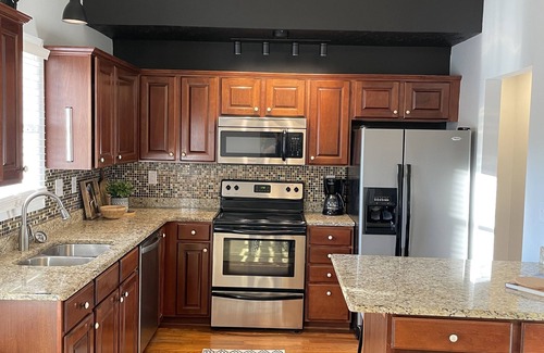 Lexington Casa | 2 Bed/2 Bath Home in Andover area. Premier Host with 250+ 5-Star Reviews!