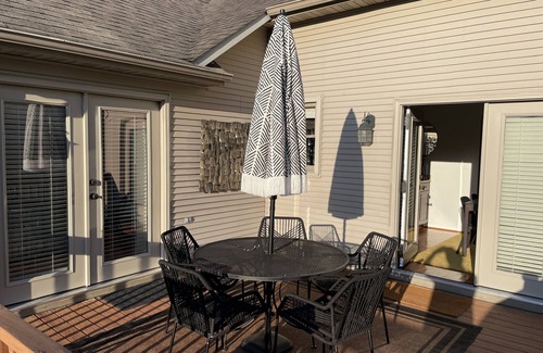 Lexington Casa | 2 Bed/2 Bath Home in Andover area. Premier Host with 250+ 5-Star Reviews!