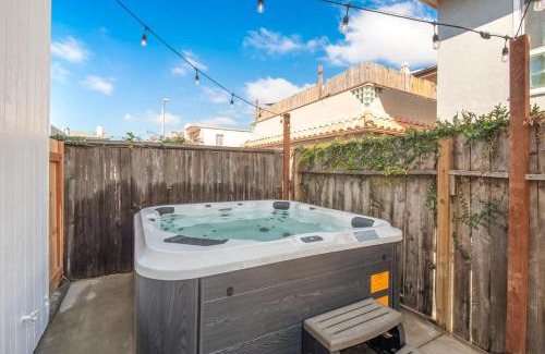 Santa Ana Heights Casa | 2 Bed 2 Bath Jacuzzi Home with Parking on 51st St