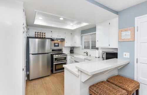 Santa Ana Heights Casa | 2 Bed 2 Bath Jacuzzi Home with Parking on 51st St