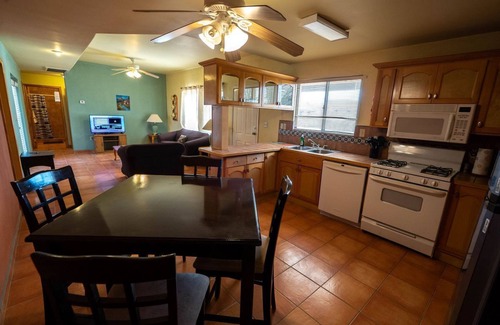 Rancho El Dorado Casa | 2 bed/2bath - family vacation home in beach resort