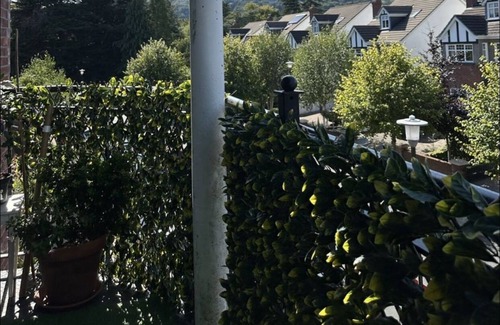 Leopardstown Apartamento | 2 bed apt in Sandyford. 10 min from Dundrum and Marley park. 2 min walk to luas