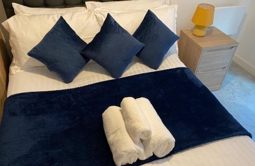 Hatfield Apartamento | 2 Bed Apt Near Hatfield Station w/ Free Parking