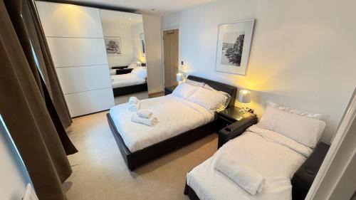 Camden Town with Primrose Hill Apartamento | 2-Bed Apt Sleeps 7 5 mins to Camden Market