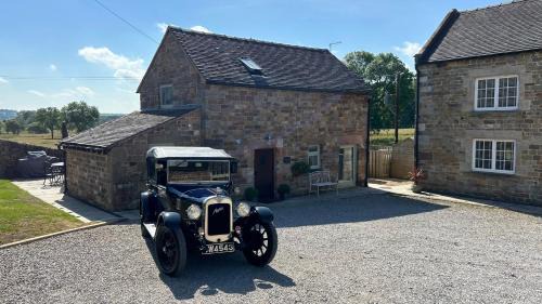 Cauldon Casa | 2 Bed Barn Alton Towers Chatsworth Polars Peaks