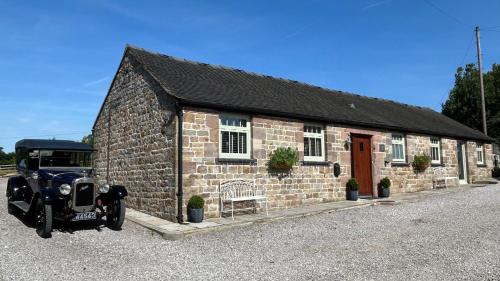 Winkhill Casa | 2 Bed Barn Alton Towers Chatsworth Polars Peaks