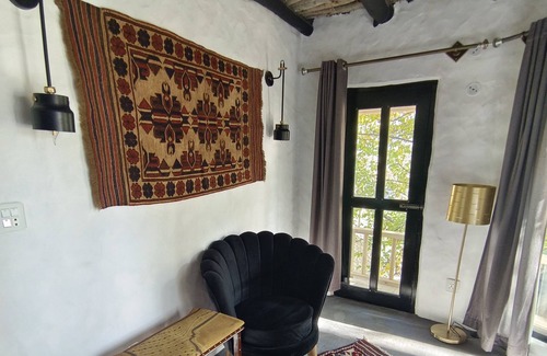 Hunza Chalet De Esquí | Eco-friendly 2-Bedroom Chalet in Karimabad Hunza
