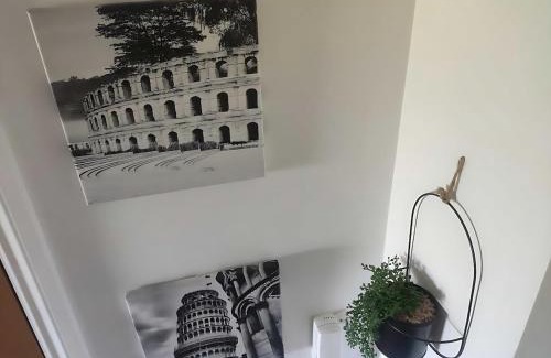 Crawley Apartamento | 2 Bed Crawley Apt - Near Gatwick