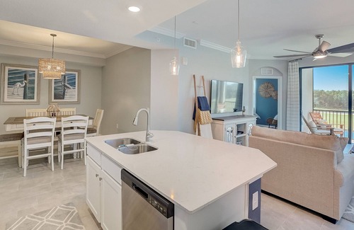 Lakewood Ranch Condominio | 2 Bed + Den - Accommodations at renowned Lakewood National Golf Resort