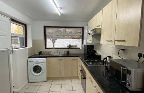 Stockwell Apartamento | 2 Bed Flat 10 minutes From Central London, King Size Bed
