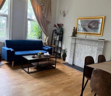 Charlton Apartamento | 2 Bed Flat - Sleeps 4 - Parking - Wifi