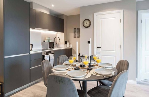 Leeds Apartamento | 2 Bed Flats near Station & City Centre - Sleeps 6