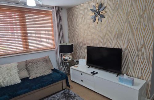 The Docks Apartamento | 2 bed GF Docklands Apartment - Free Parking for 1 car
