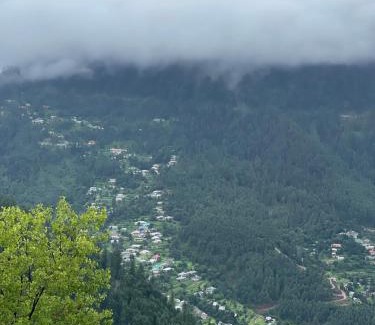 Nathia Gali Apartamento | 2-Bed Green Oasis Apartment, Nathiagali