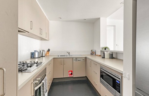 McMahons Point Apartamento | 2-Bed Harbourside Home with Views in Fab Location