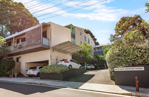 McMahons Point Apartamento | 2-Bed Harbourside Home with Views in Fab Location