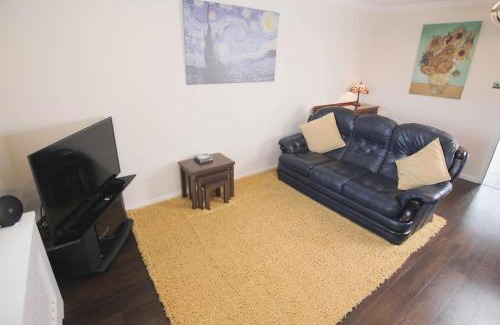 Solihull Casa | 2 Bed House - BHX - NEC