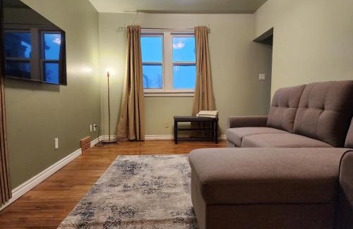 Parkhill-Stanley Park Apartamento | 2-bed house for downtown, stampede & mountains