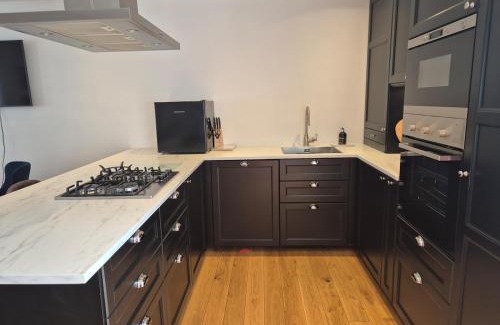 Inverness Casa | 2 Bed House - free parking, short walk to centre