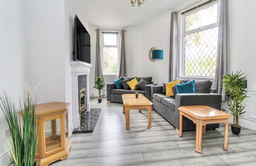St Helens Apartamento | 2 Bed House in St Helens | Near Liverpool | Good for Contractors & Families