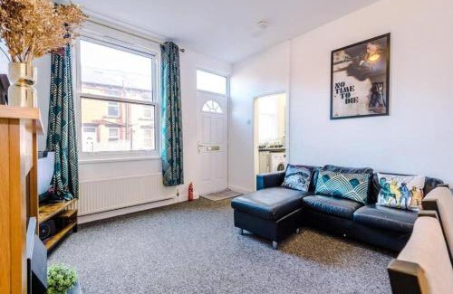 Leeds Apartamento | 2 Bed House - Sleeps 6 Perfect for Families and Contractors