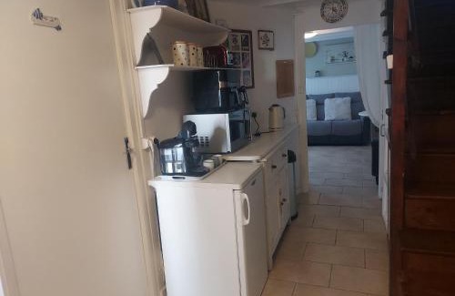 Confolens Casa | 2 Bed House with Mountain View Garden and Bbq