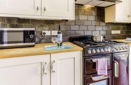 Aberaeron Casa | 2 Bed in Aberaeron 45333