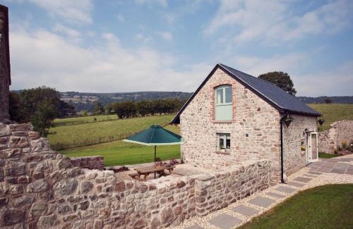 Pontypool Casa | 2 Bed in Abergavenny 42909