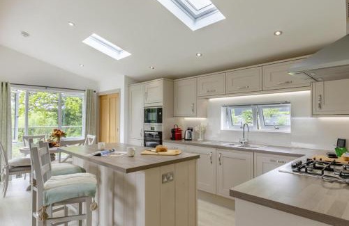 South Brent Cabina | 2 Bed in Avonwick oc-l32020