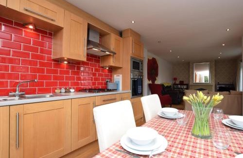 Bakewell Casa | 2 Bed in Bakewell PK841