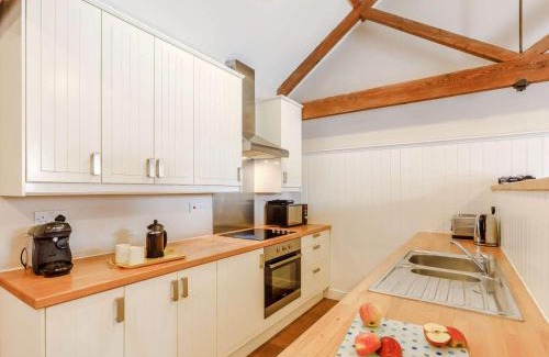 Kingswear Casa | 2 Bed in Barnstaple 09091