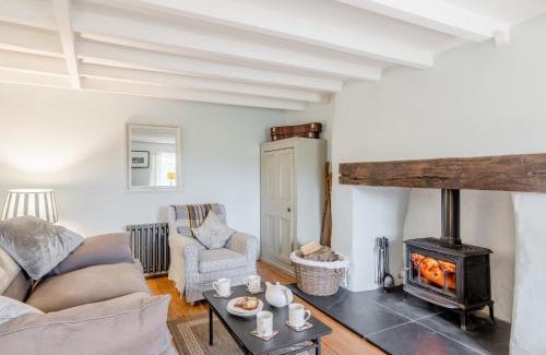 Cwmtirmynach Casa | 2 Bed in Betws-y-Coed SKN03