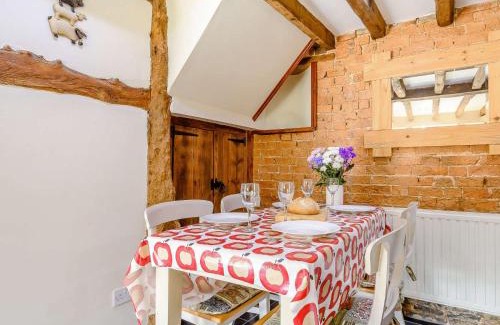Bretforton Casa | 2 Bed in Bretforton 89476