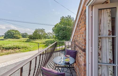 Llanymynech Casa | 2 Bed in Carreghofa oc-t32530