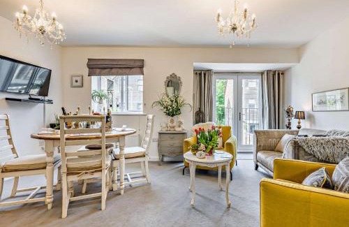 Charlestown Casa | 2 Bed in Charlestown 50111