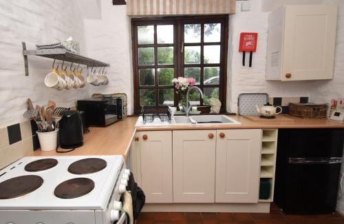 Cardigan Casa | 2 Bed in Cilgerran FB173