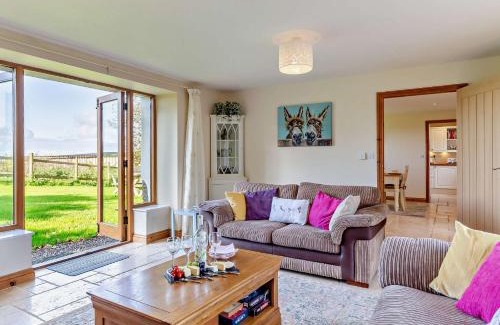 Hartland Casa | 2 Bed in Clovelly HIFOB