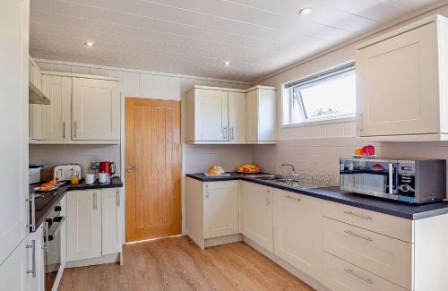 Llangelynin Casa | 2 Bed in Conwy 50284