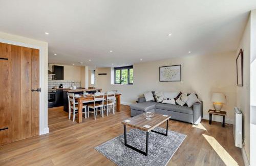 Messing Casa | 2 Bed in Feering oc-p29293