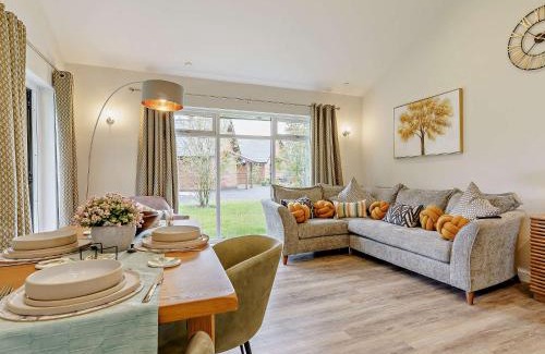 Upper Killay Casa | 2 Bed in Gower 91726
