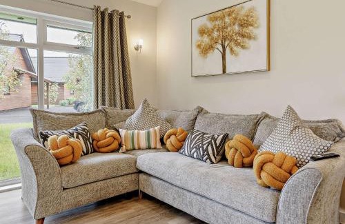 Upper Killay Casa | 2 Bed in Gower 91726