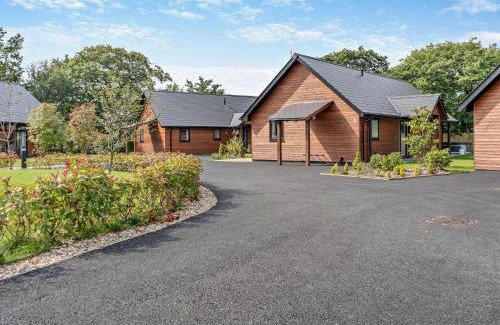 Upper Killay Casa | 2 Bed in Gower 91728