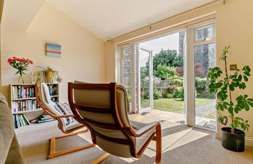 Angarrack Casa | 2 Bed in Hayle 92505