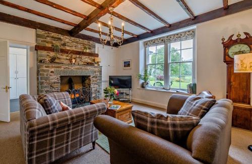 Lakeside Casa | 2 Bed in Lakeside 94926