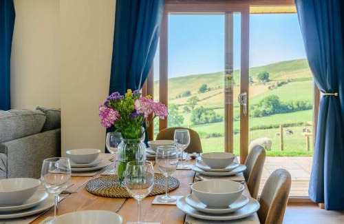 Llandrindod Wells Casa | 2 Bed in Llandrindod Wells 89064