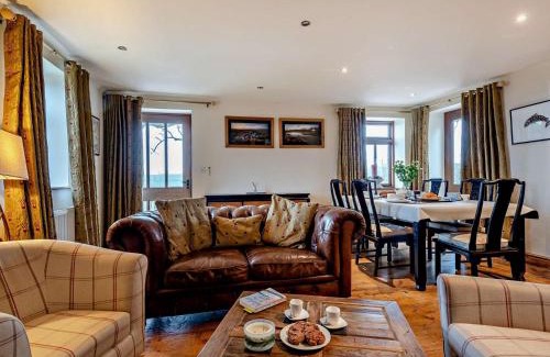 Llanfihangel Tal-y-llyn Casa | 2 Bed in Llangorse 91085